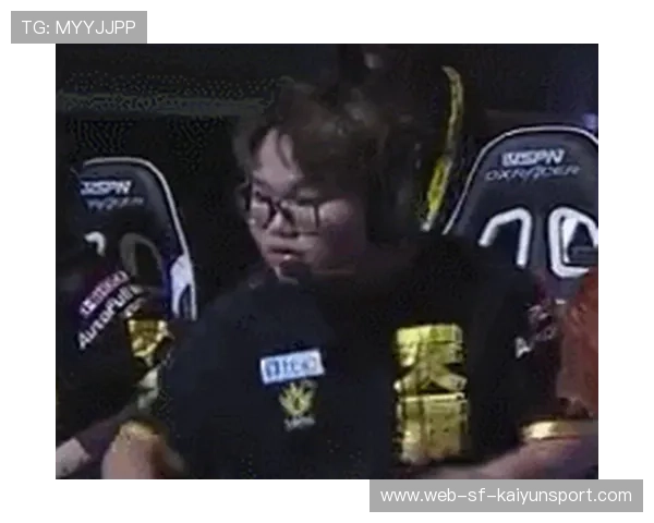 战队选手表情贴包上线用于粉丝社交互动，2021战队表情