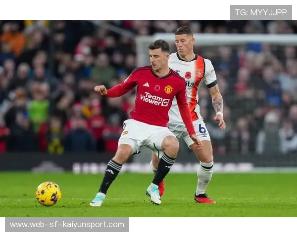 曼联双前锋体系奏效，红魔进攻全面开花，曼联红魔的由来